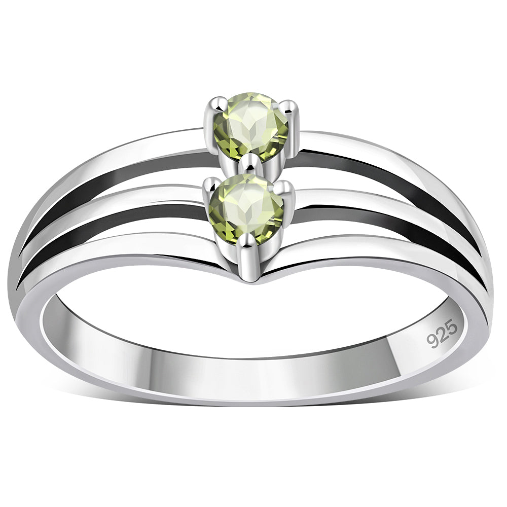 Silver Ring set w/ Faceted Peridot Stone