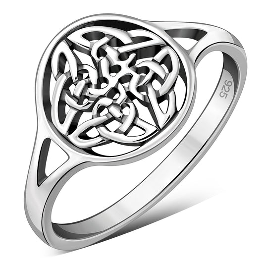 Round Design Celtic Trinity Knot Silver Ring