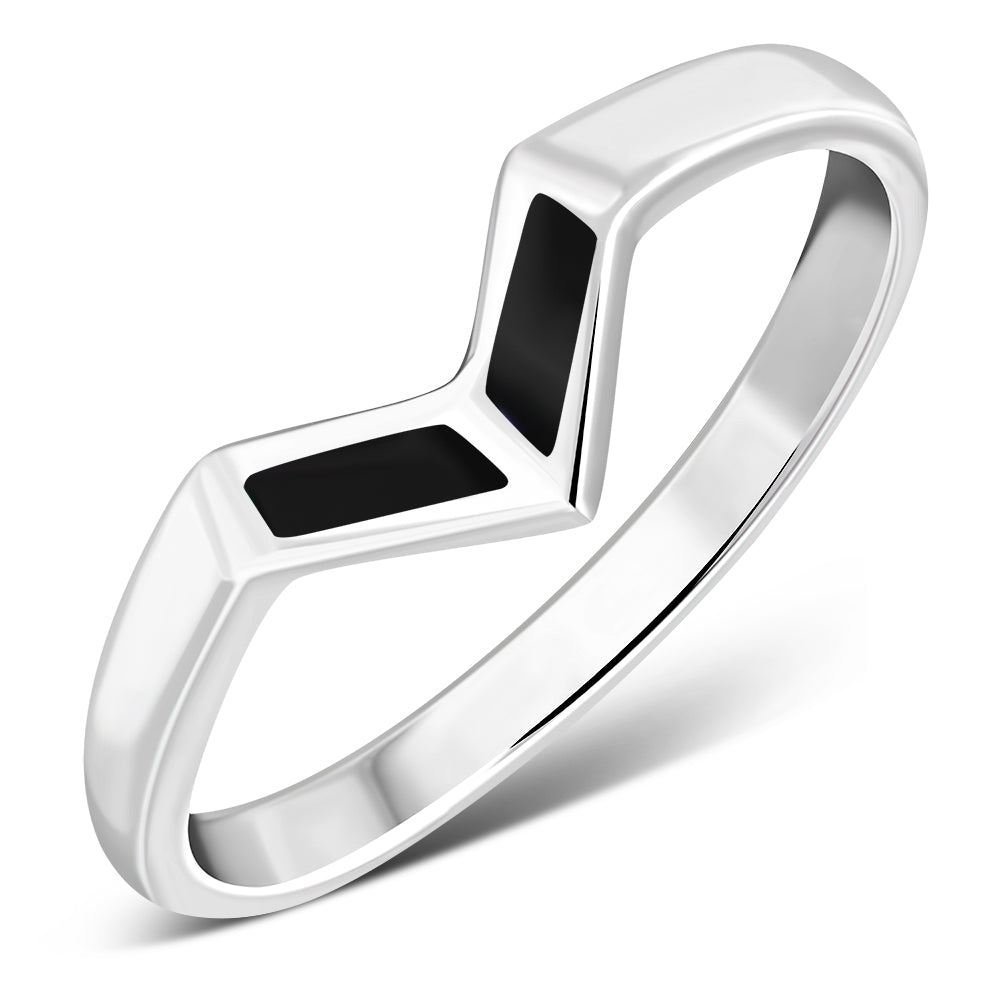 Triangular Head Black Onyx Silver Ring