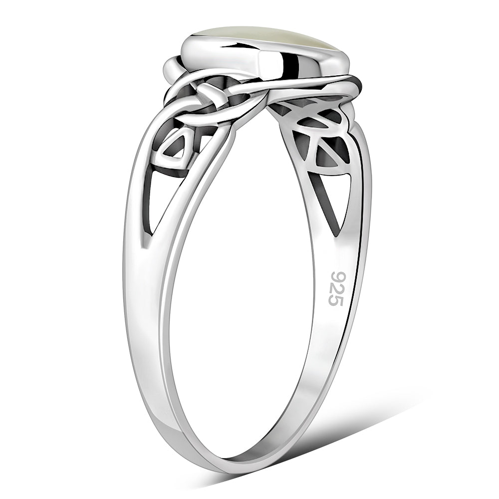 Celtic Silver Ring w/ Mother of Pearl Sea Shell