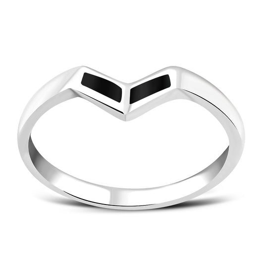 Triangular Head Black Onyx Silver Ring