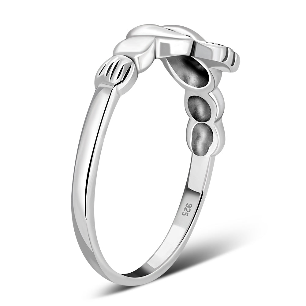 Small Irish Claddagh Silver Ring