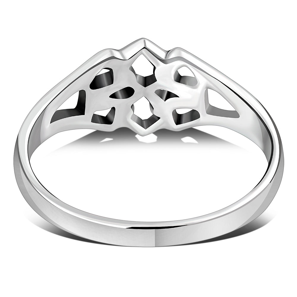 Delicate Celtic Knot Silver Ring