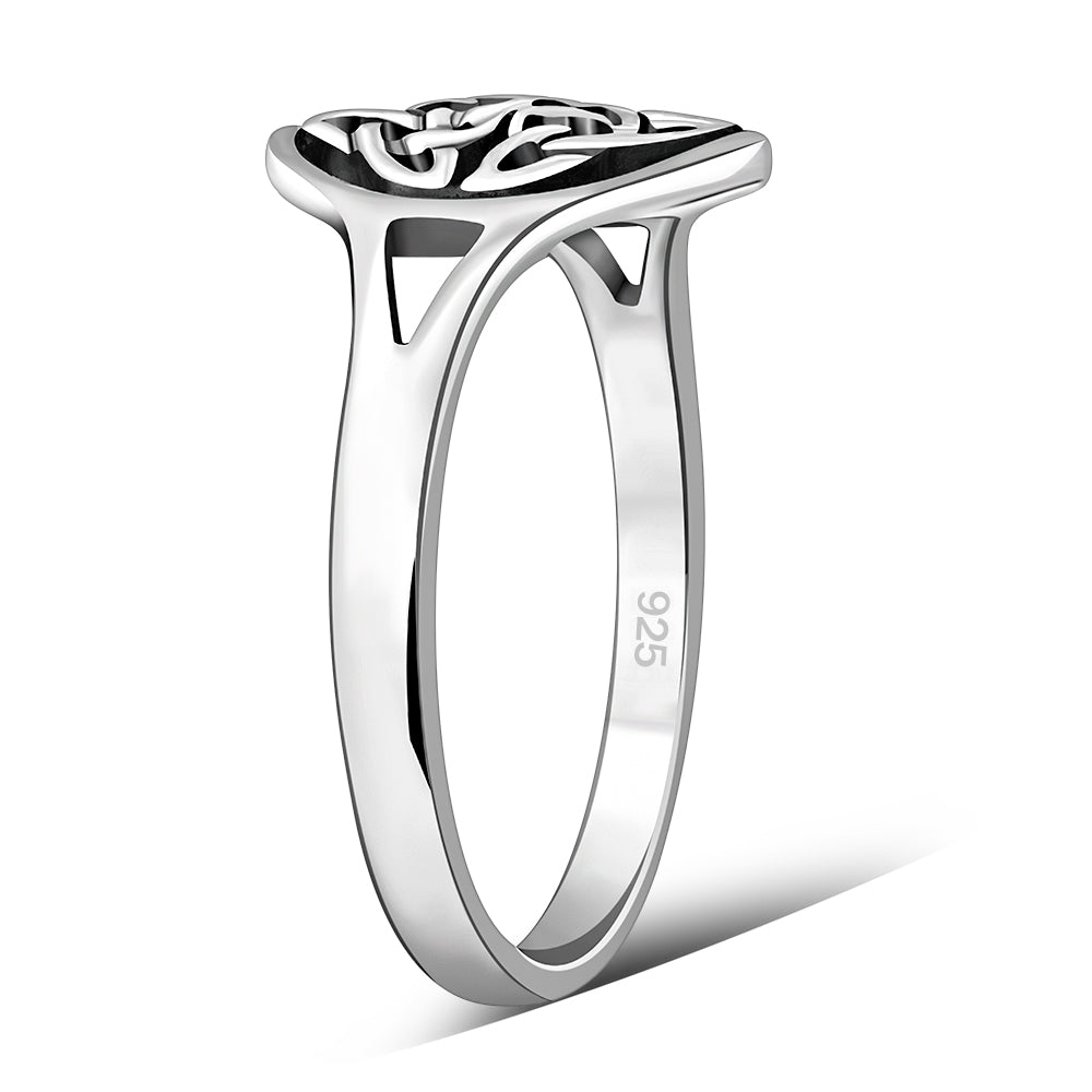 Round Design Celtic Trinity Knot Silver Ring
